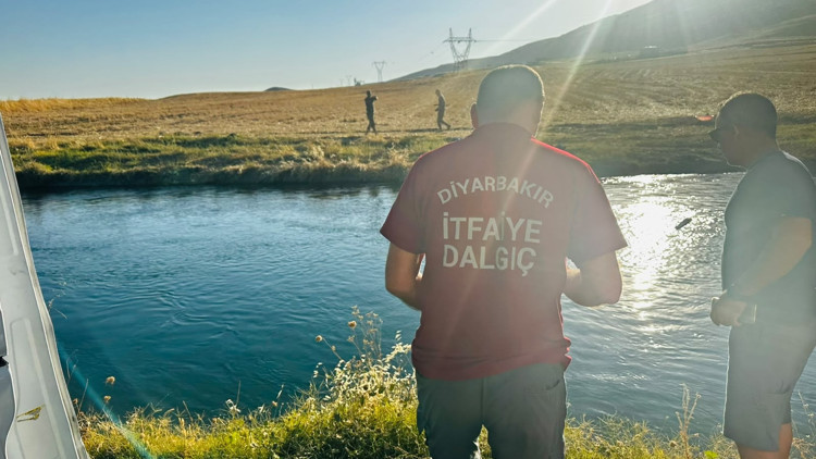 Diyarbakırda üzen olay... Serinlemek için girdiği sulama kanalında kayboldu