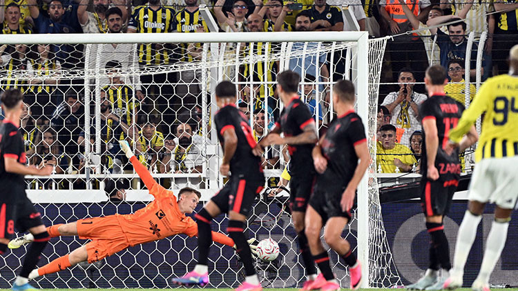 Özel | Fenerbahçe karşısında yıldızlaşan Schulzeden rövanş mesajı Özel | Fenerbahçe karşısında yıldızlaşan Schulzeden rövanş mesajı