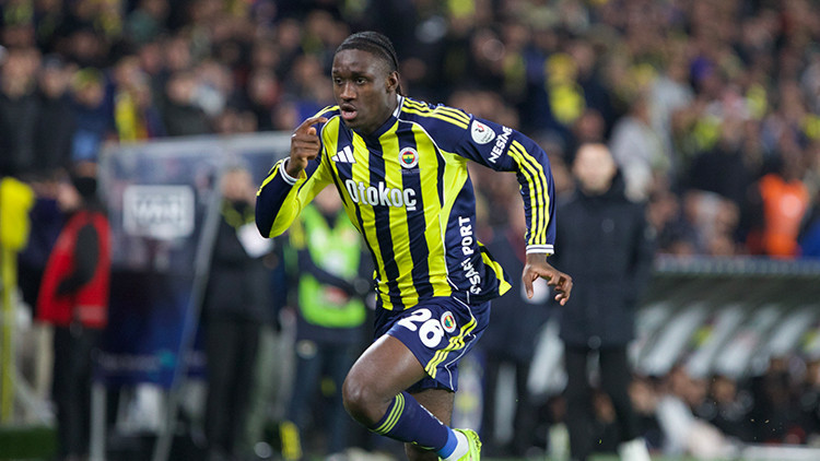 Fenerbahçede Gornik Zabrze maçı öncesi sakatlık