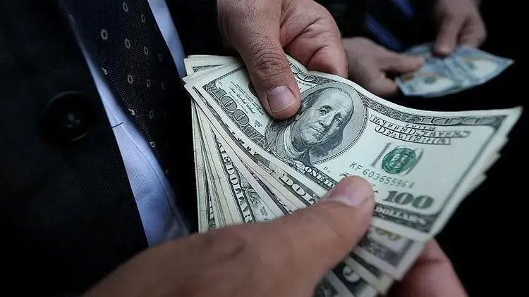 Fed’in faiz kararı öncesi döviz piyasalarında hareketlilik