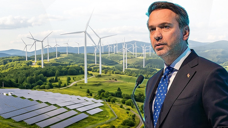 Türkiye’de güneş enerjisinde yeni rekor Bakan Bayraktar duyurdu