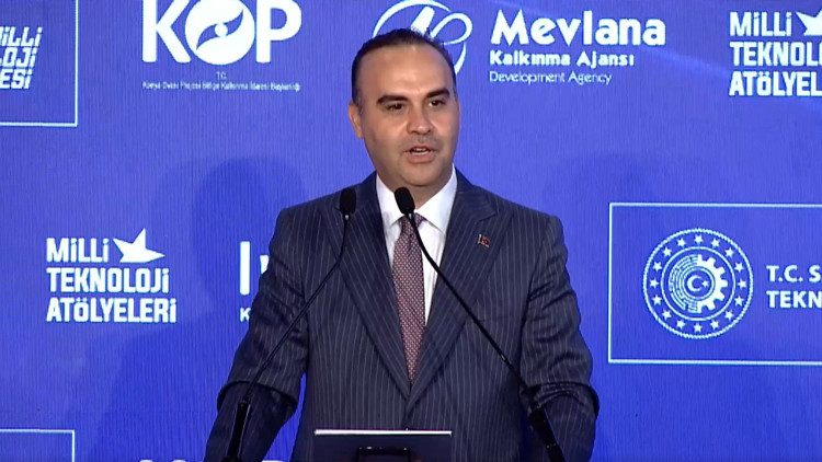Bakan Kacırdan, Konyadaki yatırımcılara finans desteği müjdesi Bakan Kacırdan, Konyadaki yatırımcılara finans desteği müjdesi