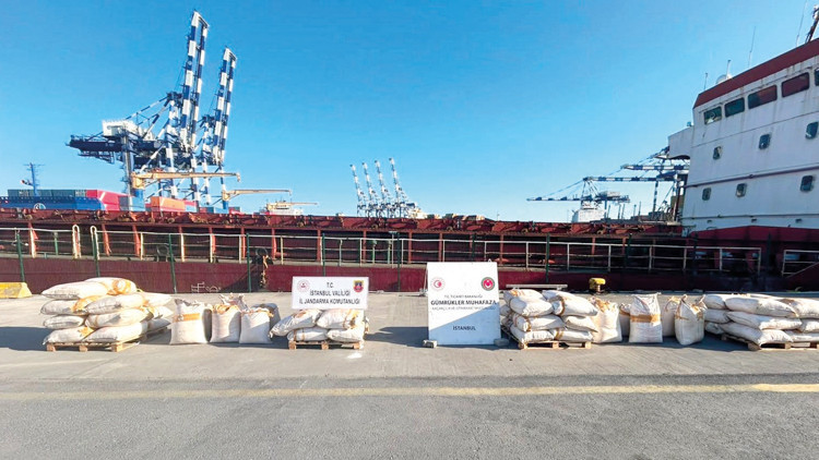 3 ton uyuşturucu ele geçirildi