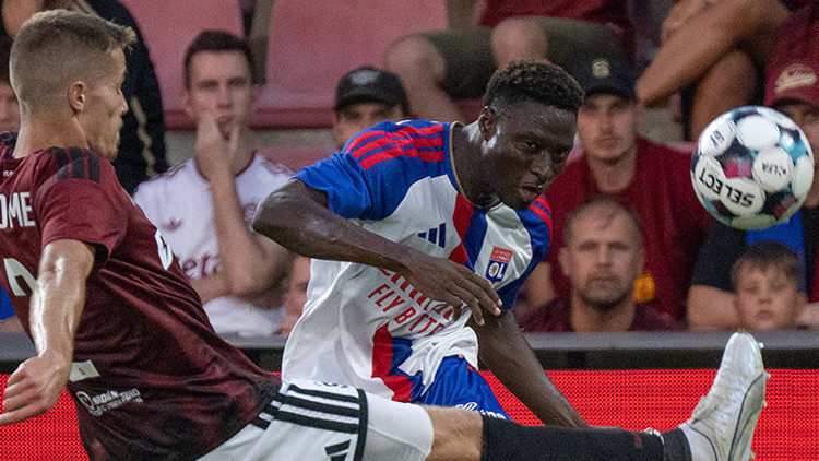 Sparta Prag 2-1 Lyon maç özeti (Şampiyonlar Ligi 3. ön eleme turu)