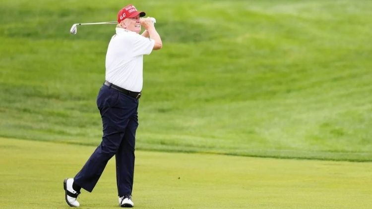 Trump’ın golf sevdası ABD’ye pahalıya patlıyor… 19 ayda 115 milyon dolar harcanmış Trump’ın golf sevdası ABD’ye pahalıya patlıyor… 19 ayda 115 milyon dolar harcanmış