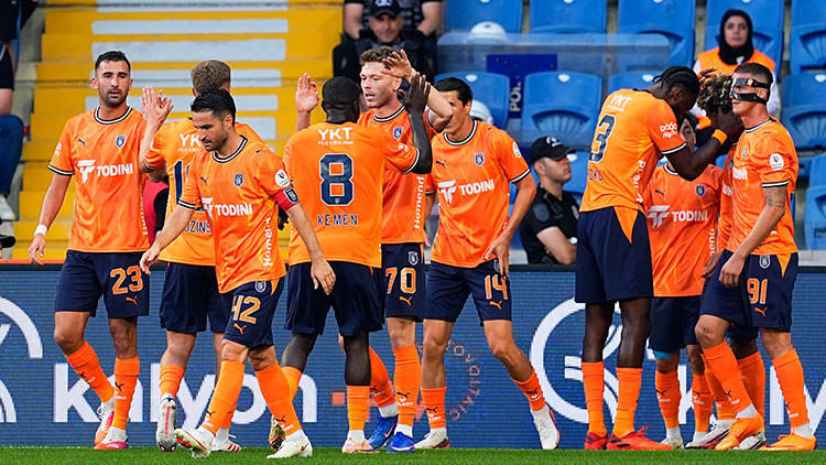 Başakşehir 2-0 Kocaelispor (Süper Lig) Başakşehir 2-0 Kocaelispor (Süper Lig)