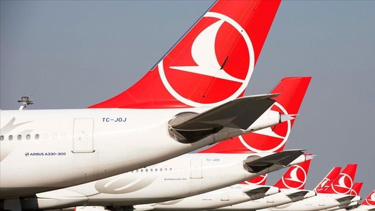 İngiliz basını THY'nin başarısını sayfalarına taşıdı