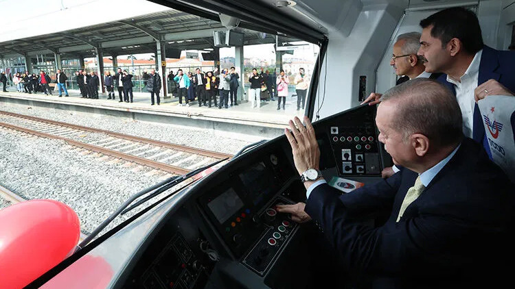 İstanbula yeni metro hattı geliyor Cumhurbaşkanı Erdoğan imzaladı