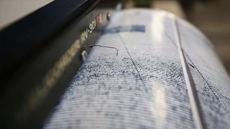 Japonyada 5,8 büyüklüğünde deprem Japonyada 5,8 büyüklüğünde deprem