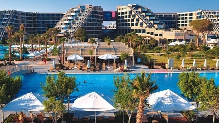 Turizm tesisleri için yeni düzenleme! Cumhurbaşkanı Erdoğan imzayı attı