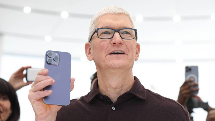 Apple CEOluğunu devretmişti Yeni görevi belli oldu Tam 47 milyon dolar maaş