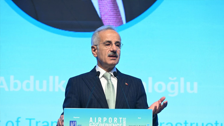 Bakan Uraloğlu: Her yıl ortalama 1,4 havalimanını hizmete açtık