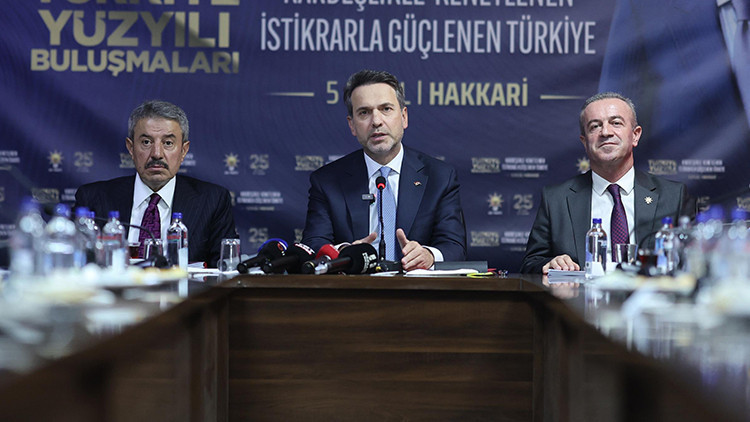 Bakan Bayraktar’dan Hakkari’de dikkat çeken mesaj: Bütün illerimizi yıldız gibi parlatacak