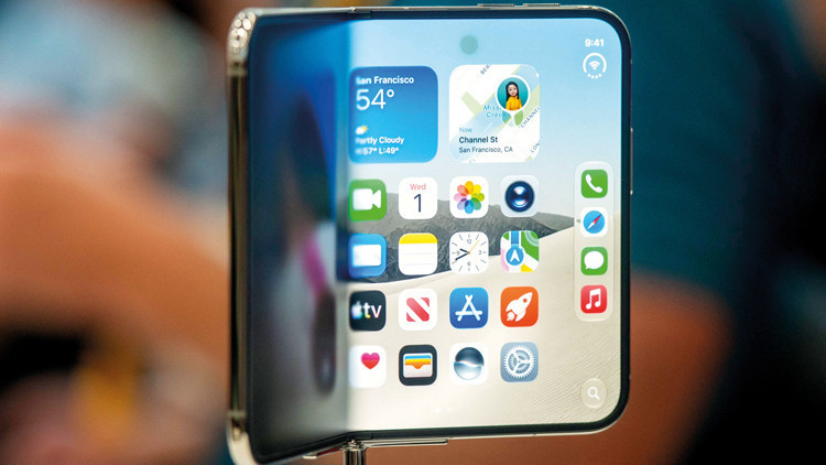 Apple katlanabilir telefon rekabetine fiyatı ikiye katlayarak girdi Fiyatı da katladı