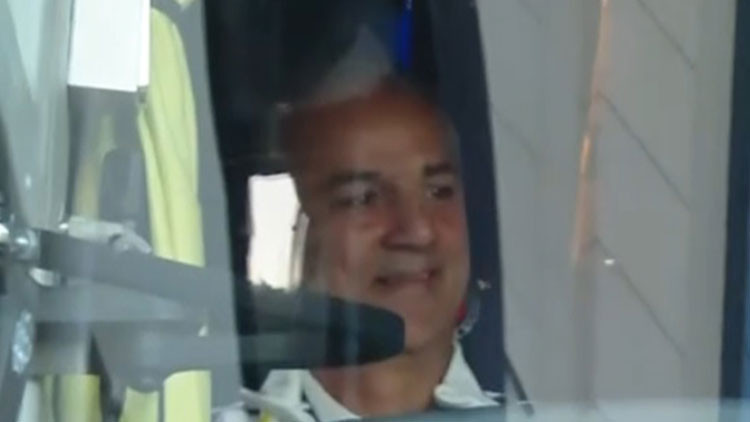İsmail Kartal’a Gaziantep’te büyük destek Gülümseyerek selamladı