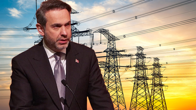 Bakan Bayraktar duyurdu Elektrik altyapısına 28 milyar dolarlık yatırım yapılacak