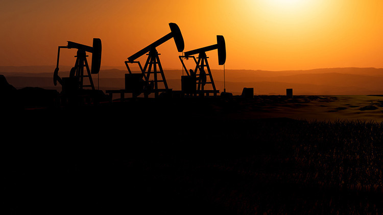 Brent petrol 100 dolara koşuyor Gözler Hürmüz Boğazı’nda