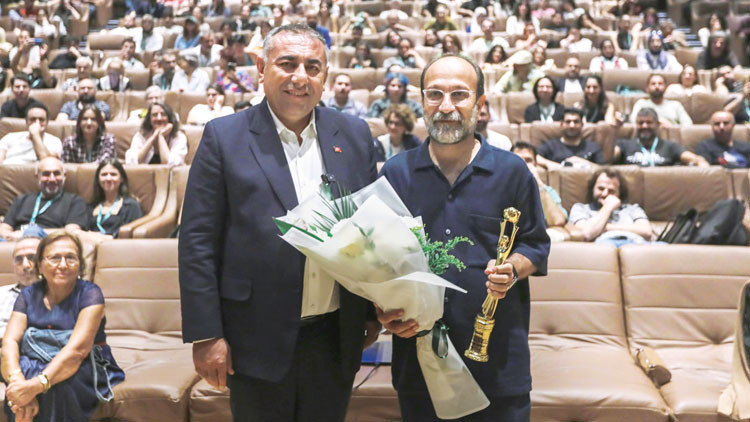 Oscarlı yönetmen Adanada Oscarlı yönetmen Adanada