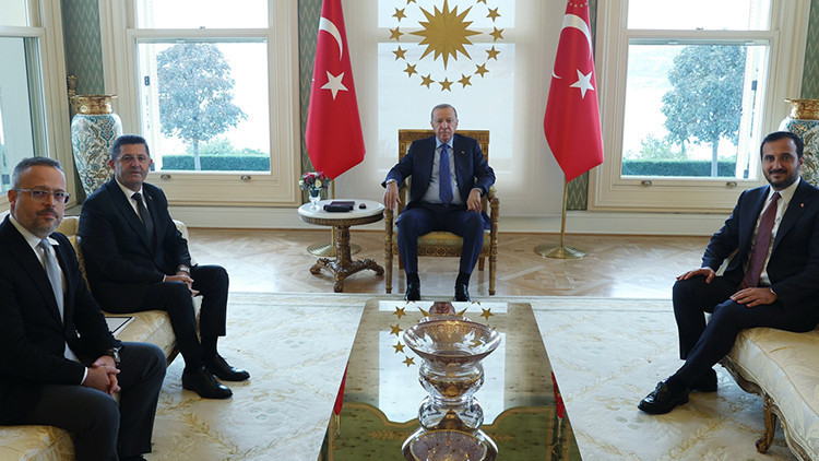 Cumhurbaşkanı Erdoğan, Orhan Çerkez ile Sacit Terziyi kabul etti Cumhurbaşkanı Erdoğan, Orhan Çerkez ile Sacit Terziyi kabul etti