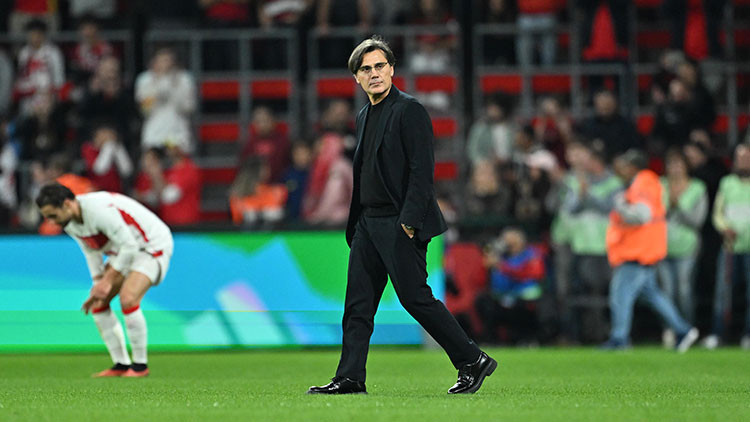 Belçikada Montella istifa tezahüratları Belçikada Montella istifa tezahüratları