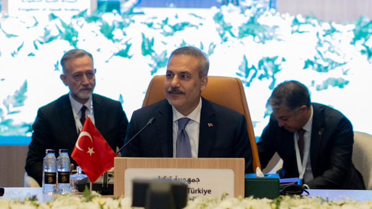 Bakan Fidan ve Bakan Güler, Mekke Ortak Savunma Anlaşmasının Komite Toplantısına katıldı Bakan Fidan ve Bakan Güler, Mekke Ortak Savunma Anlaşmasının Komite Toplantısına katıldı