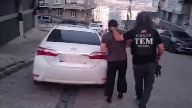 14 gözaltı 14 gözaltı
