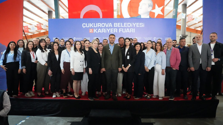 İş arayanlarla işverenler Çukurovada buluşuyor