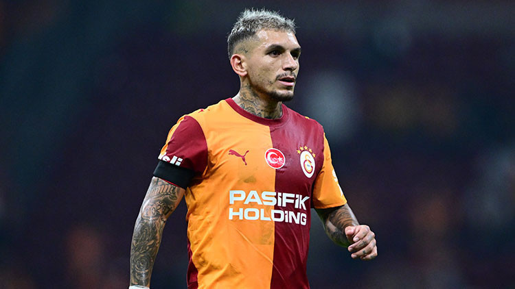 Lucas Torreira, Süper Ligde ilk kez kırmızı kart gördü