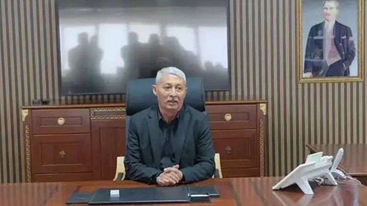 Yahşiyan Belediye Başkanvekili Demirdirek, görevden uzaklaştırıldı Yahşiyan Belediye Başkanvekili Demirdirek, görevden uzaklaştırıldı
