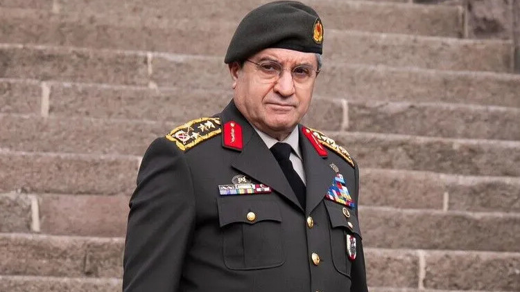 Orgeneral Bayraktaroğlu, Mareşal Munir ile görüştü Orgeneral Bayraktaroğlu, Mareşal Munir ile görüştü