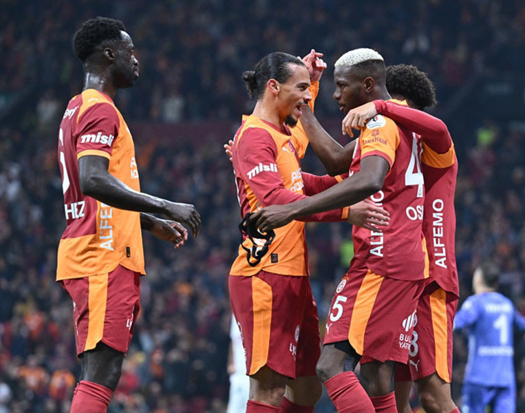 Nefes kesen maçta 3 puan Galatasarayın