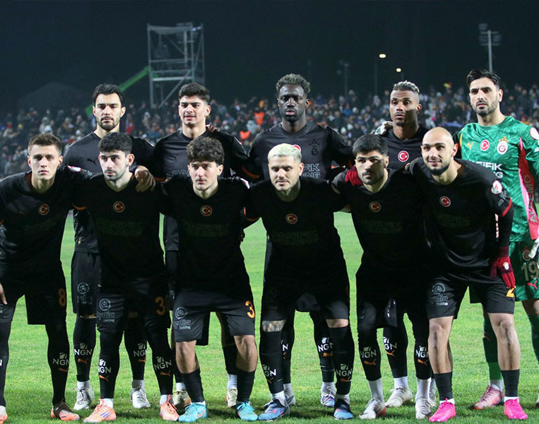 Galatasarayda sakatlık şoku: Oyuna devam edemedi...