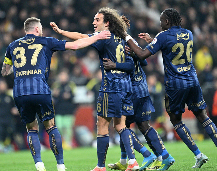 F.Bahçe, Kayserispor engelini 4 golle aştı