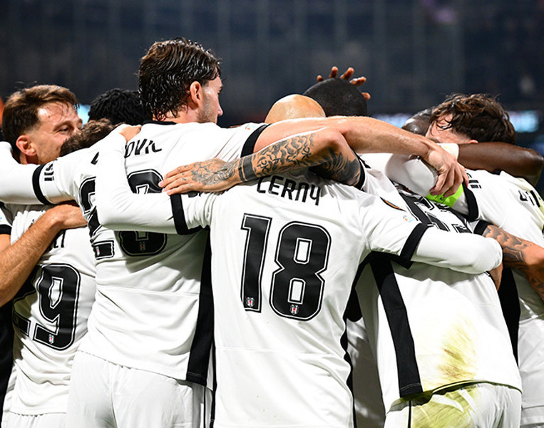 Beşiktaşta herkes regista devri