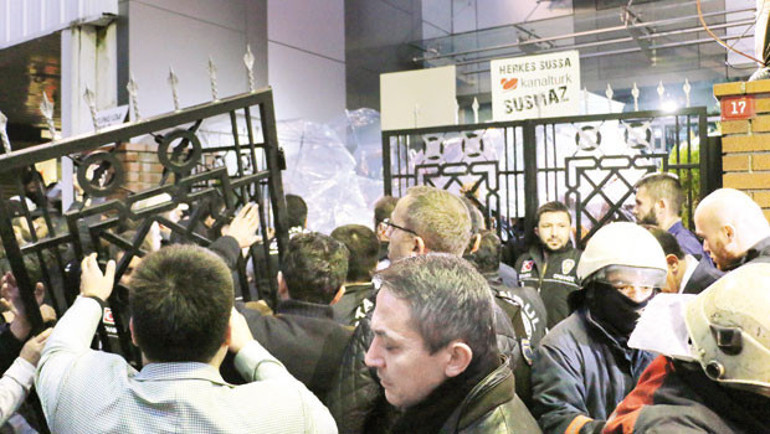 Koza-İpek Grubunun İstanbuldaki binasında hem kapıyı hem yayını kestiler