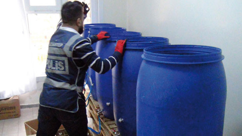 İstanbulda sahte içki şoku: Ölenlerin sayısı 9a yükseldi