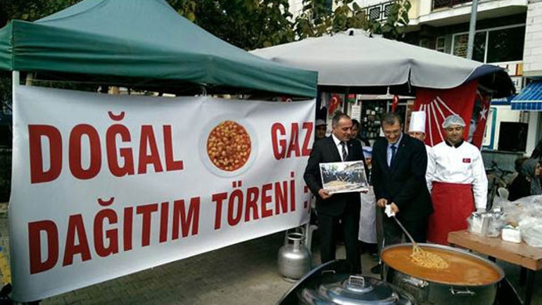 Doğal gaz adı altında 2 kazan kuru fasulye dağıttı
