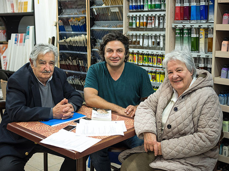 Dünyanın en sevilen cumhurbaşkanı José Mujica: Devlet başkanı halkının nasıl  yaşadığını görmeli