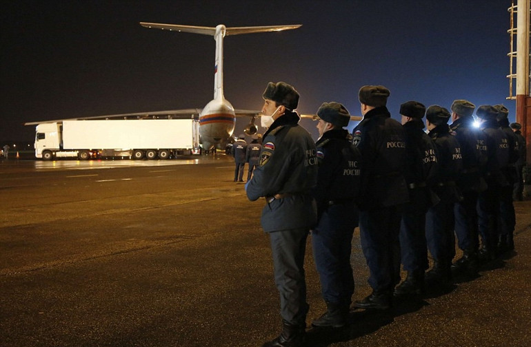 Rus yolcu uçağının düşmesinin nedeni bomba mı