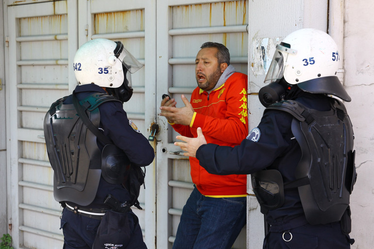 Karşıyaka-Göztepe maçı öncesi ortalık karıştı