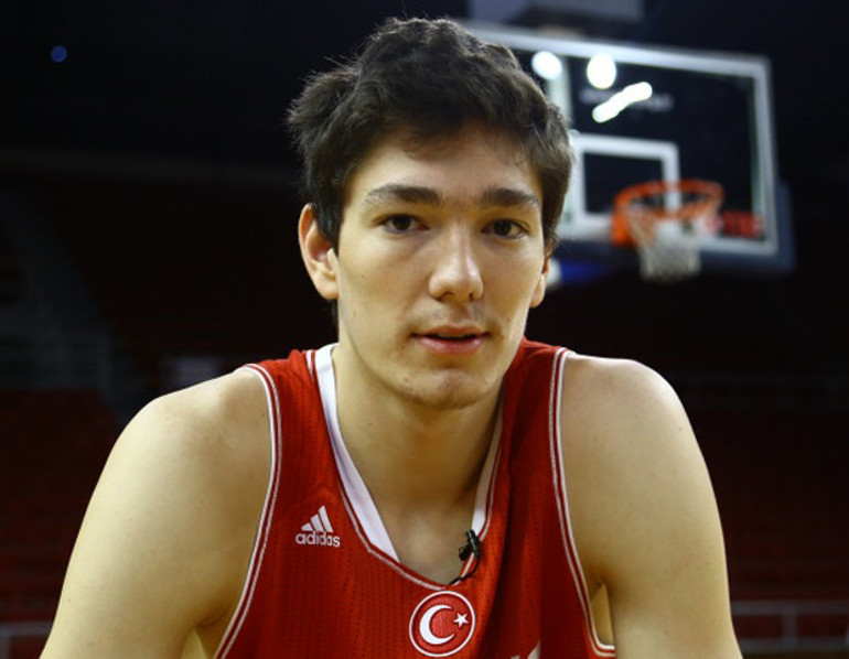 GQ Türkiye yılın öne çıkan isimlerini seçti