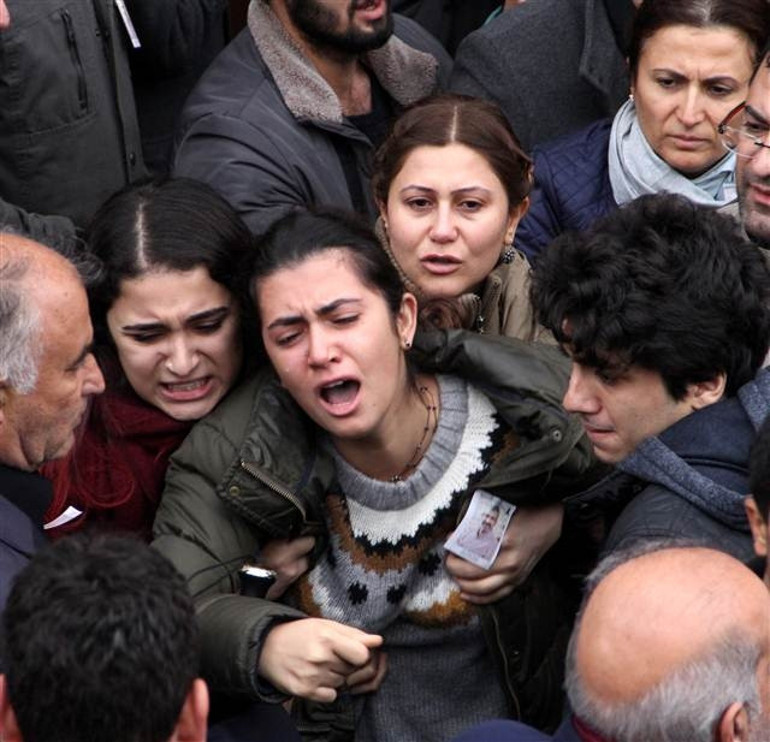 Tahir Elçi son yolculuğuna uğurlandı