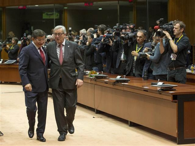 Başbakan Davutoğlu AB zirvesinde konuştu: Ankara’dan açık bir mesaj vermek istiyorum