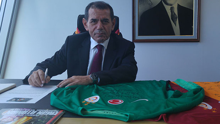 Aziz Sancarı çok sevindiren hediye