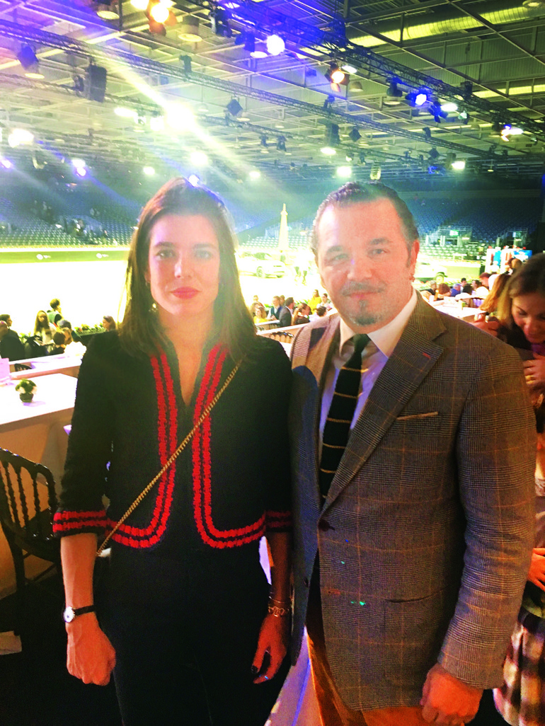 Dünya çocukları için engelleri aştılar