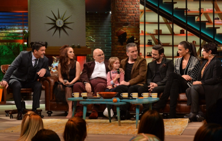 Beyaz Showun bu haftaki konukları kimler | 11 Aralık Cuma