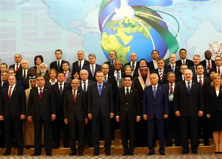 Cumhurbaşkanı Erdoğan, Türkmenistanda Tarafsızlık Konferansına katıldı