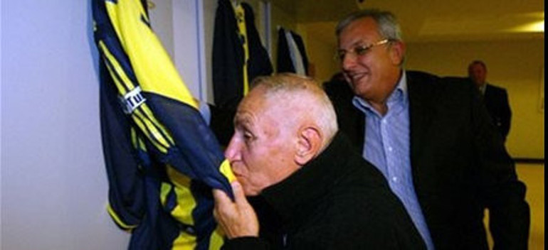 Lefter Küçükandonyadis en kara günde bile beyefendi idi