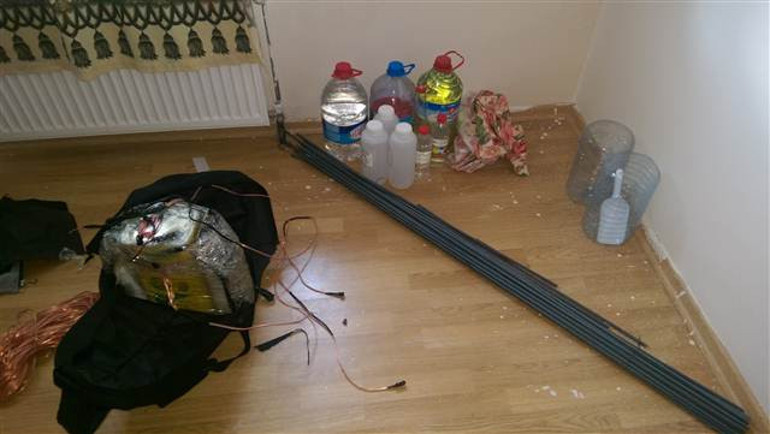 Son dakika: Ankarada 2 canlı bomba yakalandı