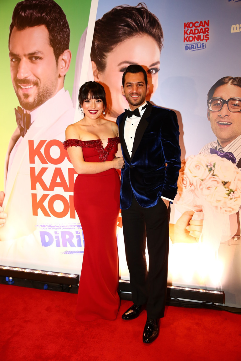 Başrollerinde Ezgi Mola ve Murat Yıldırım’ın rol aldığı Kocan Kadar Konuş: Diriliş filminin galası yapıldı